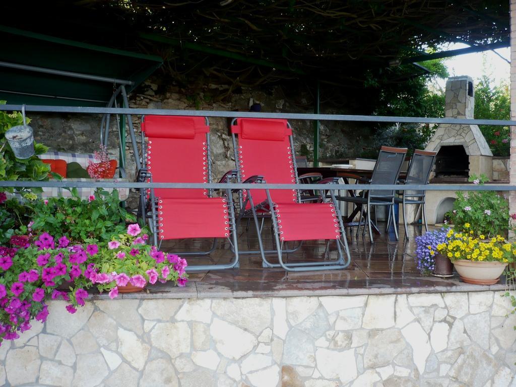 Apartments Karmen פולה מראה חיצוני תמונה
